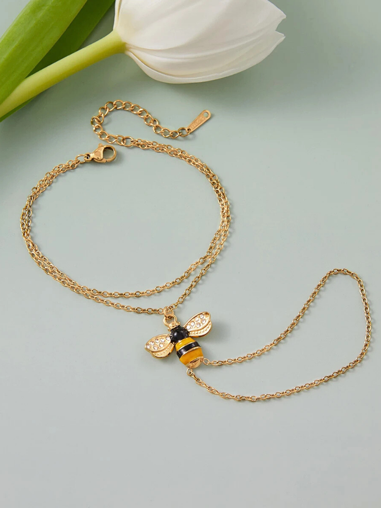 ATIANA Hand Chain