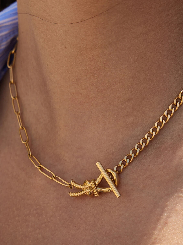 EZRA Necklace