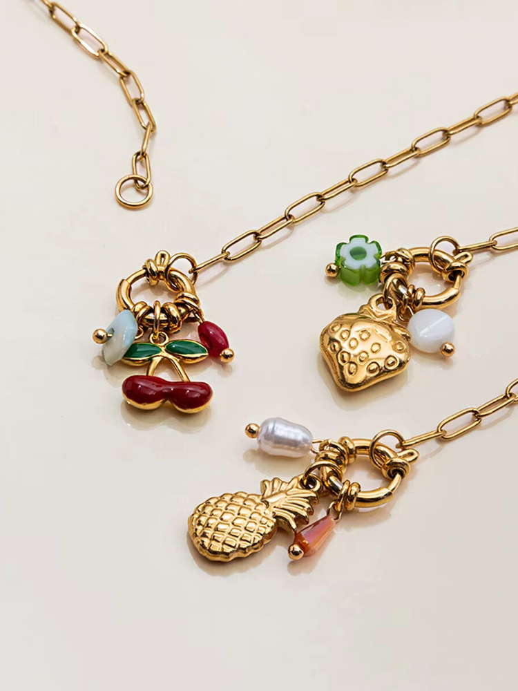 ISANDRA Necklace