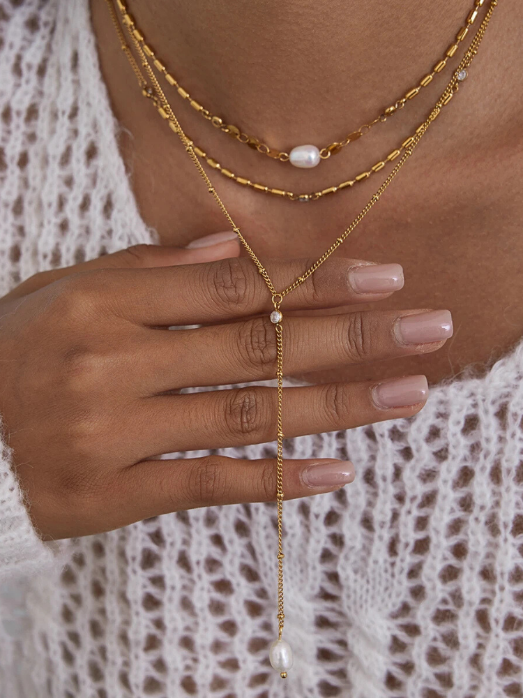 IVORY Necklace