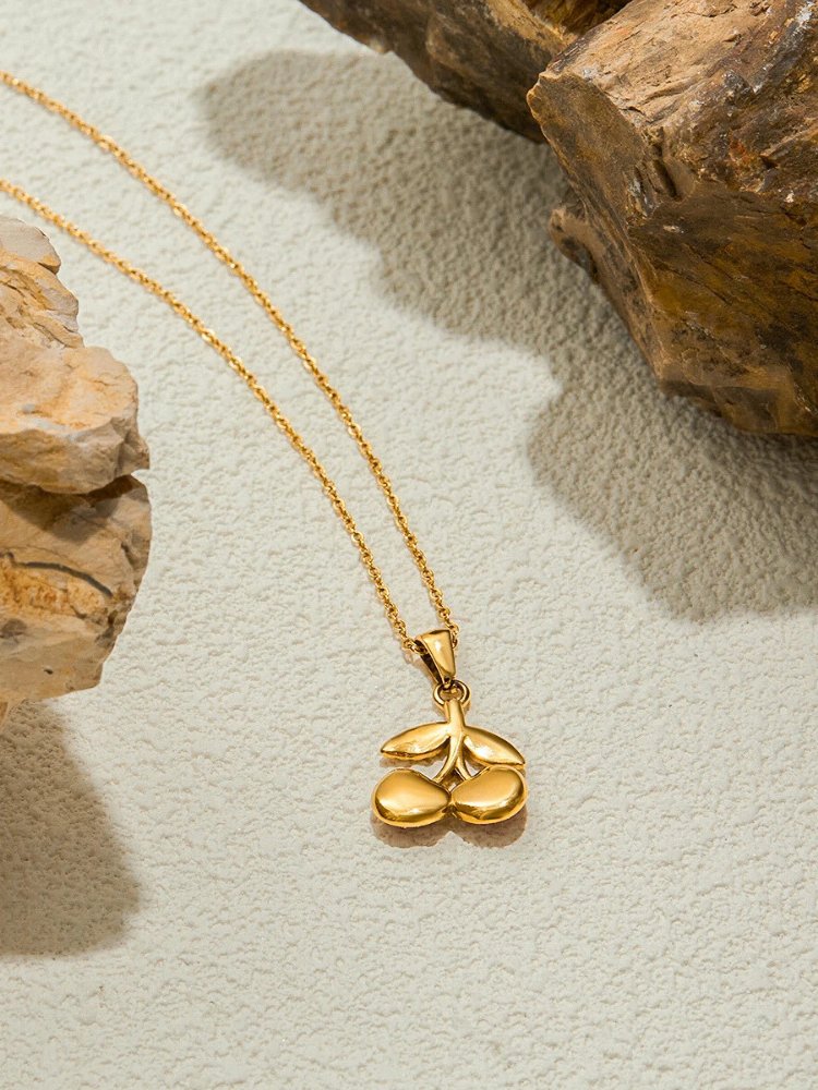 ROSA Necklace