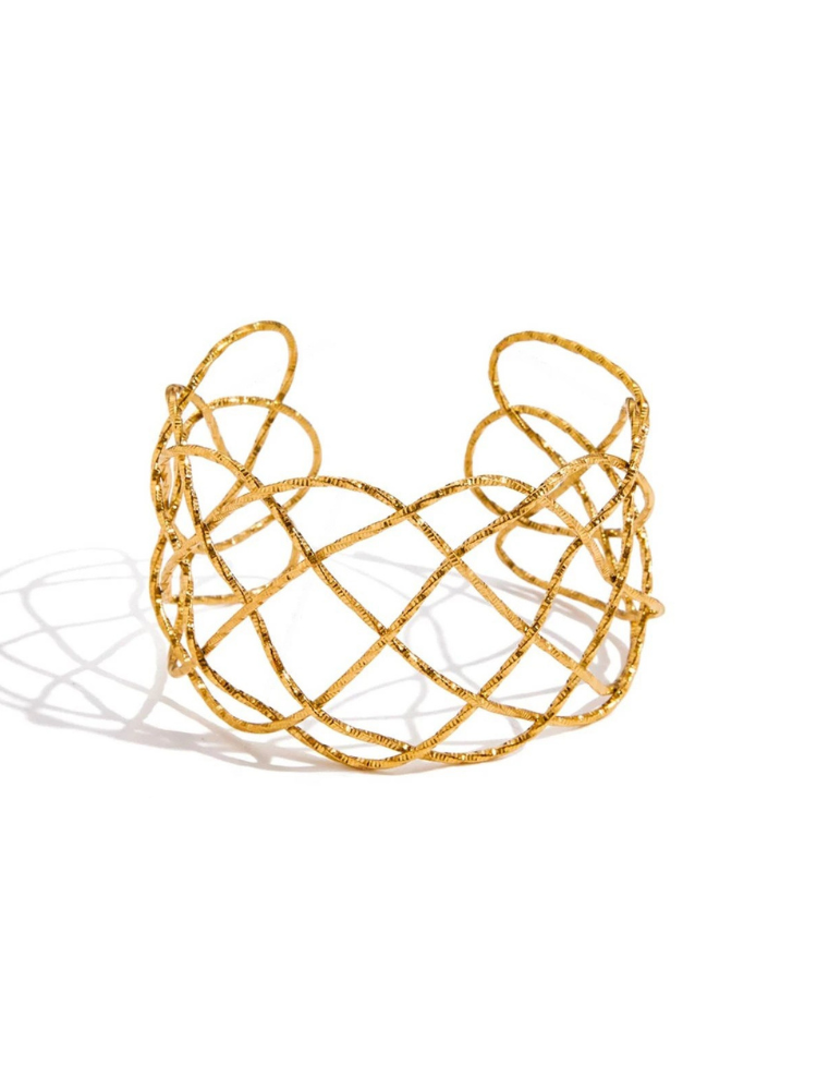 SELARA Cuff