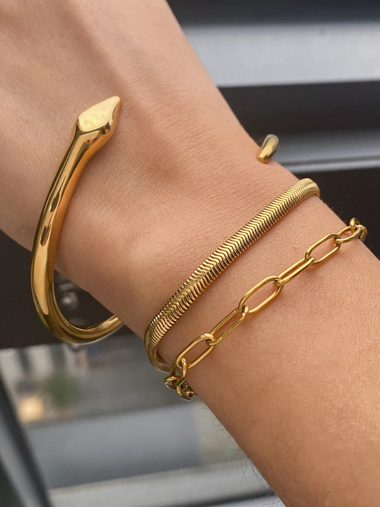 SHAY Cuff