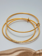 VELORA Bangle