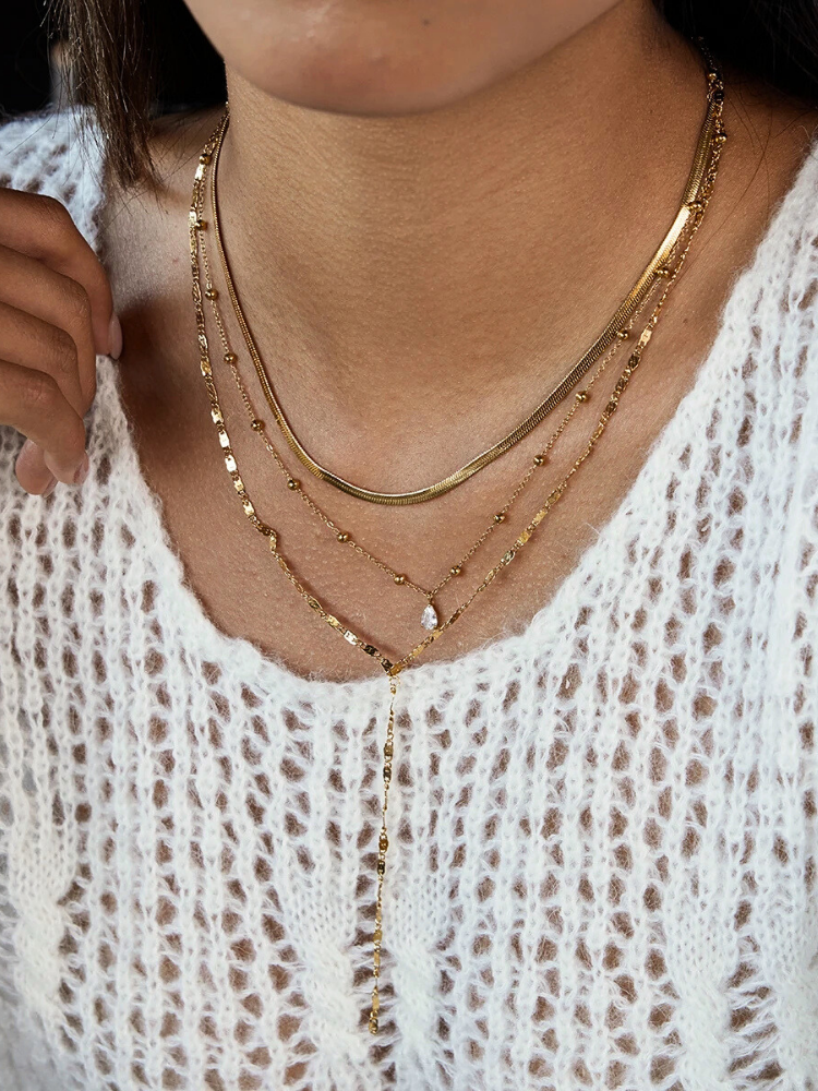 VIONA Necklace