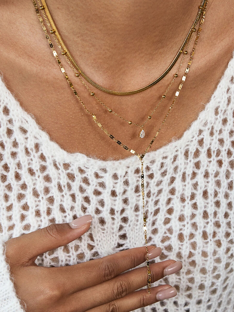 VIONA Necklace